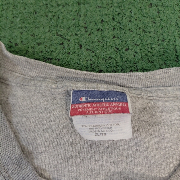 VINTAGE Champion Property Of Sportsbook Wesbite Promo Football USA T Shirt Size - Picture 4 of 4